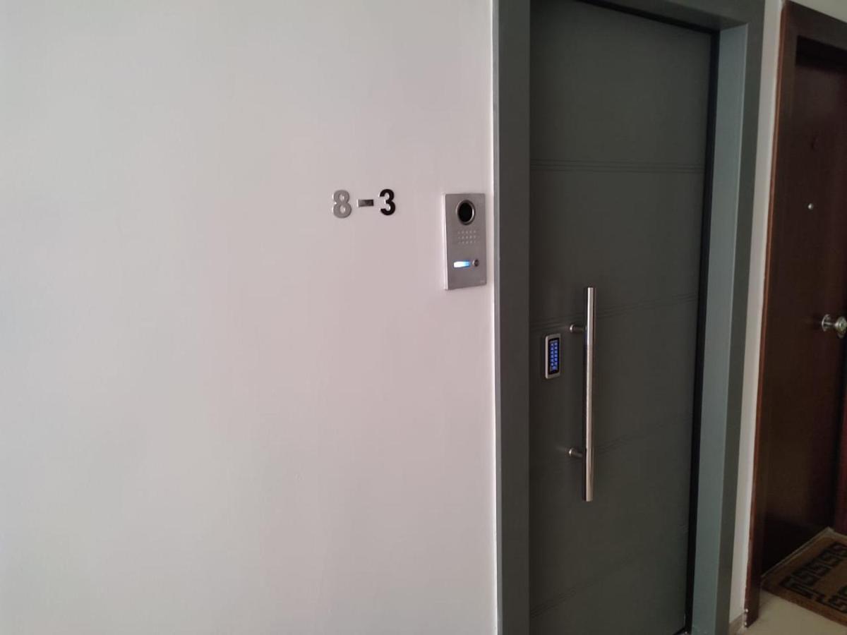 Amazing Apartments @ Aiolou Str. Athens Exterior photo