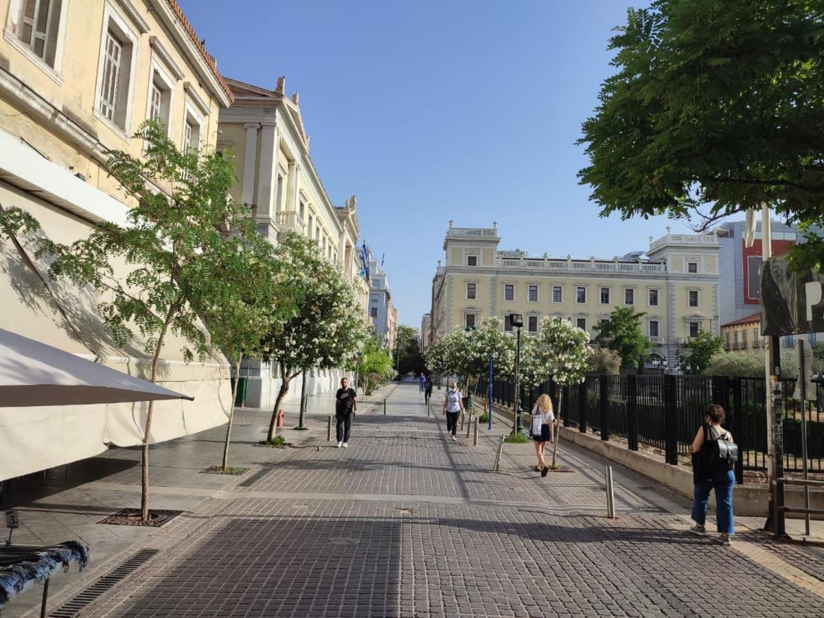 Amazing Apartments @ Aiolou Str. Athens Exterior photo