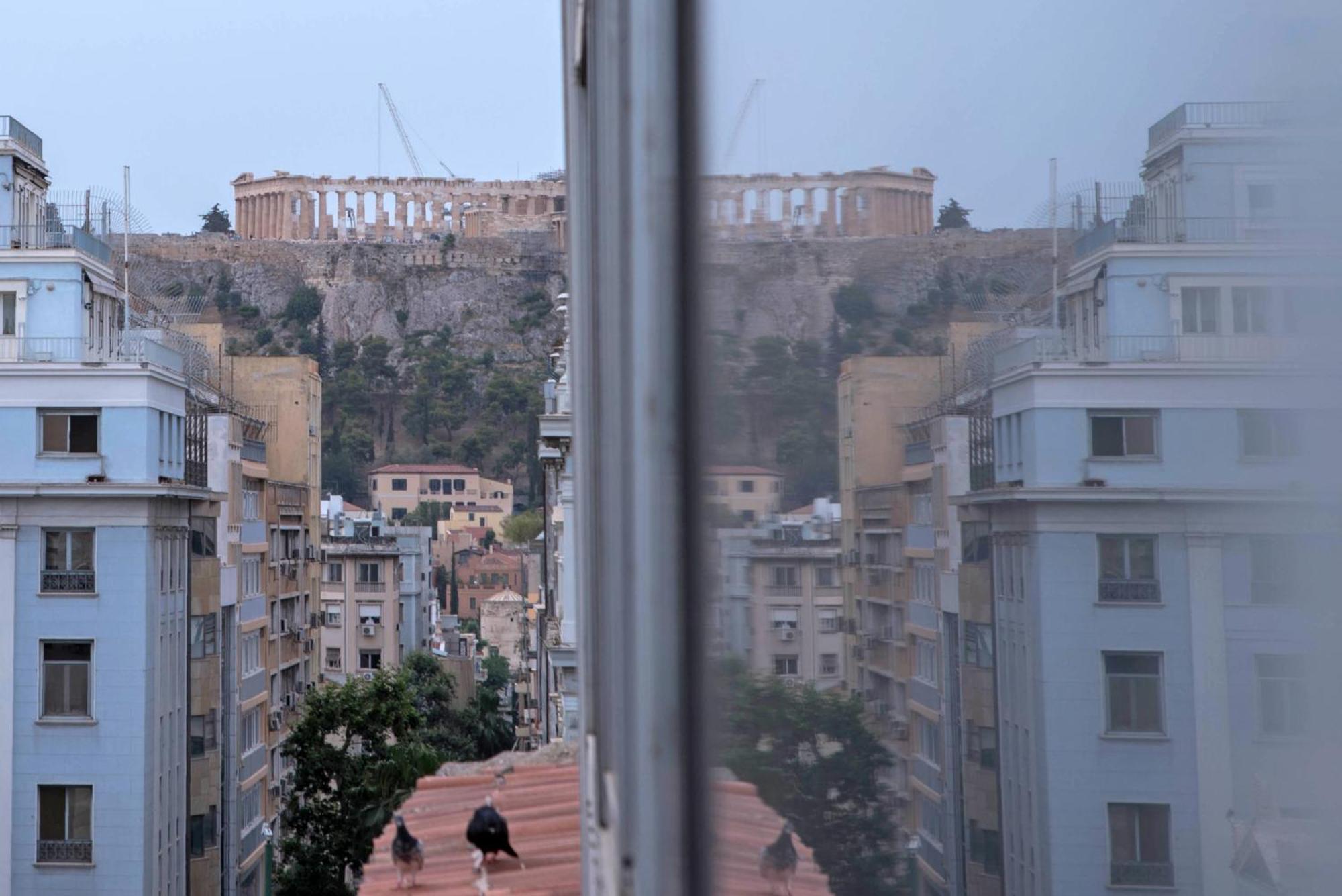 Amazing Apartments @ Aiolou Str. Athens Exterior photo