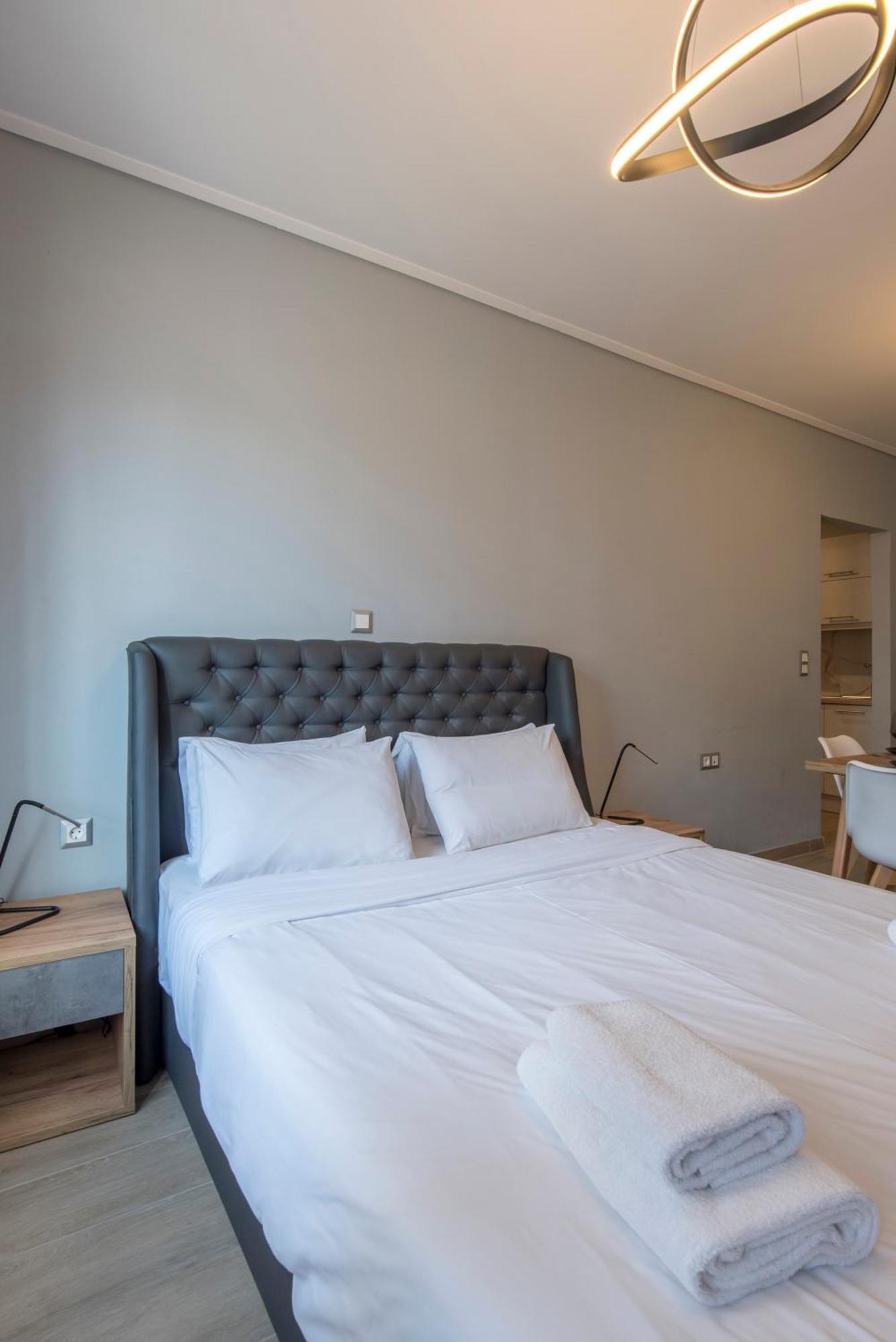 Amazing Apartments @ Aiolou Str. Athens Exterior photo